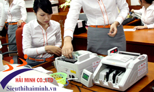máy đếm tiền